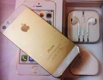 Apple iPhone 5S Gold 16GB photo
