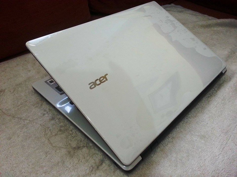 Acer Aspire E5-411 Super SLim Type photo
