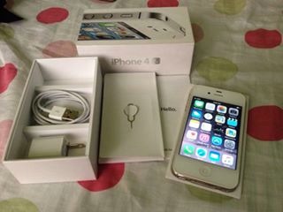 Iphone 4s white 16gb photo