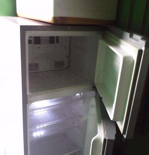 Sharp refrigerator photo