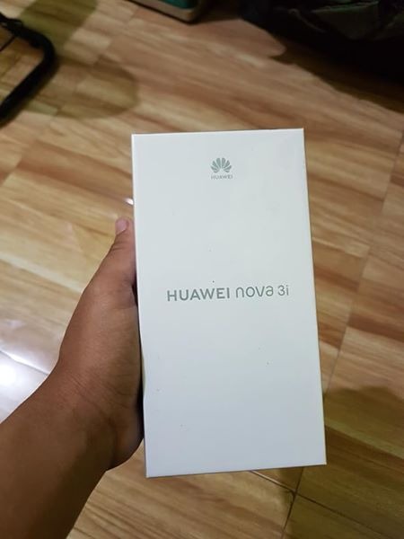 Huawei Nova 3i Brand New Sealed photo